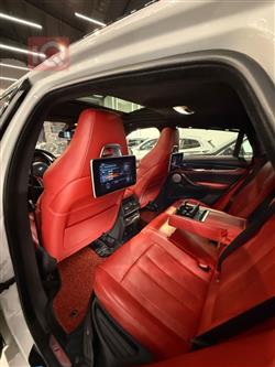 بی ئێم دەبڵیو X6